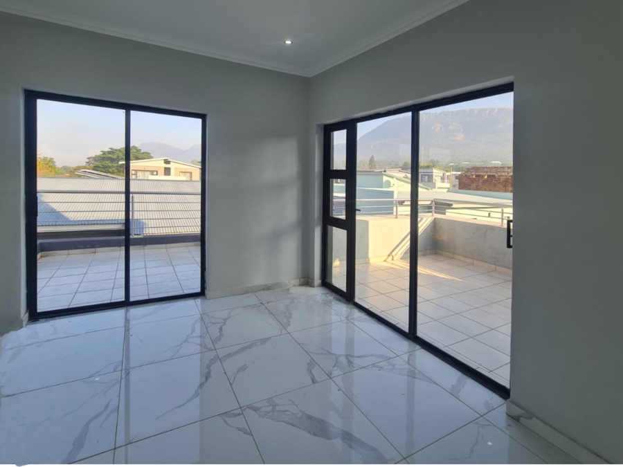 To Let 4 Bedroom Property for Rent in Melodie North West